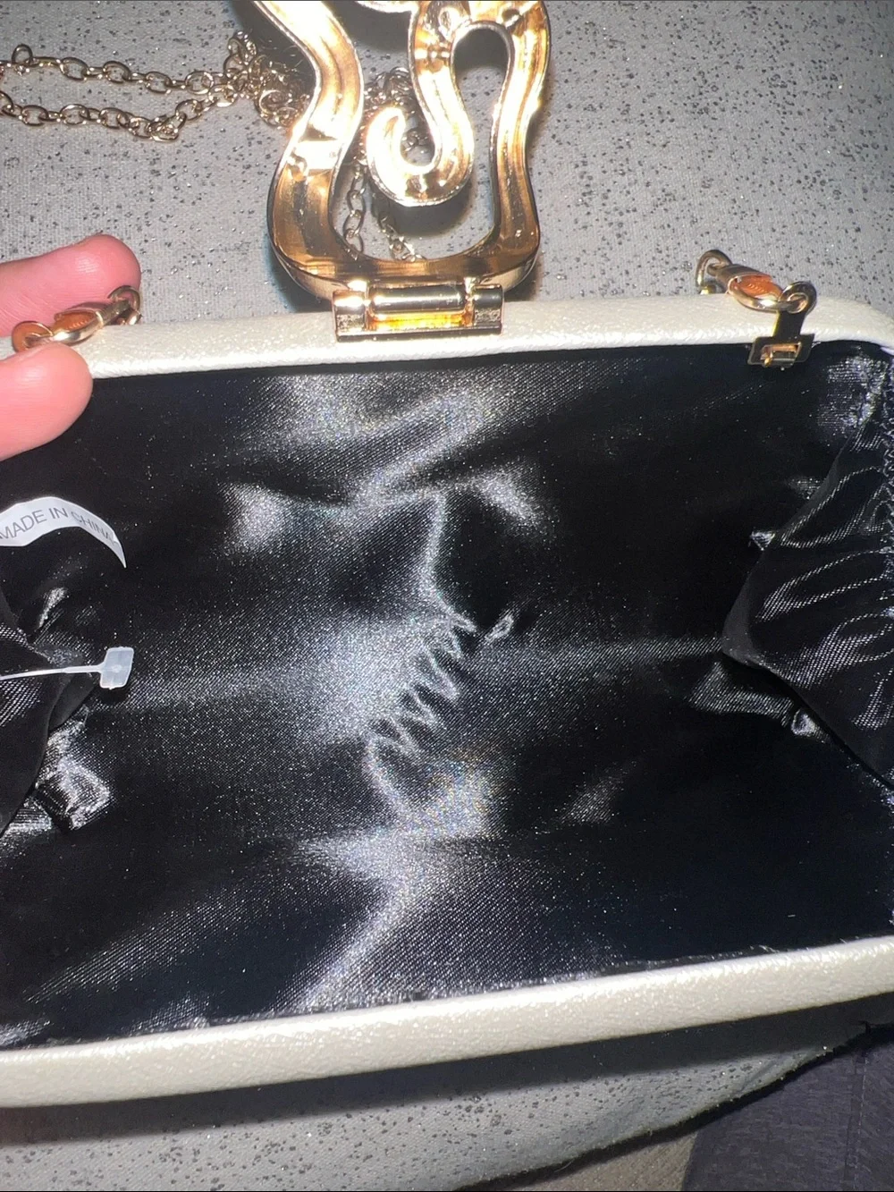 Glitter Party Clutch with Glam Snake Closure for Formal Evenings